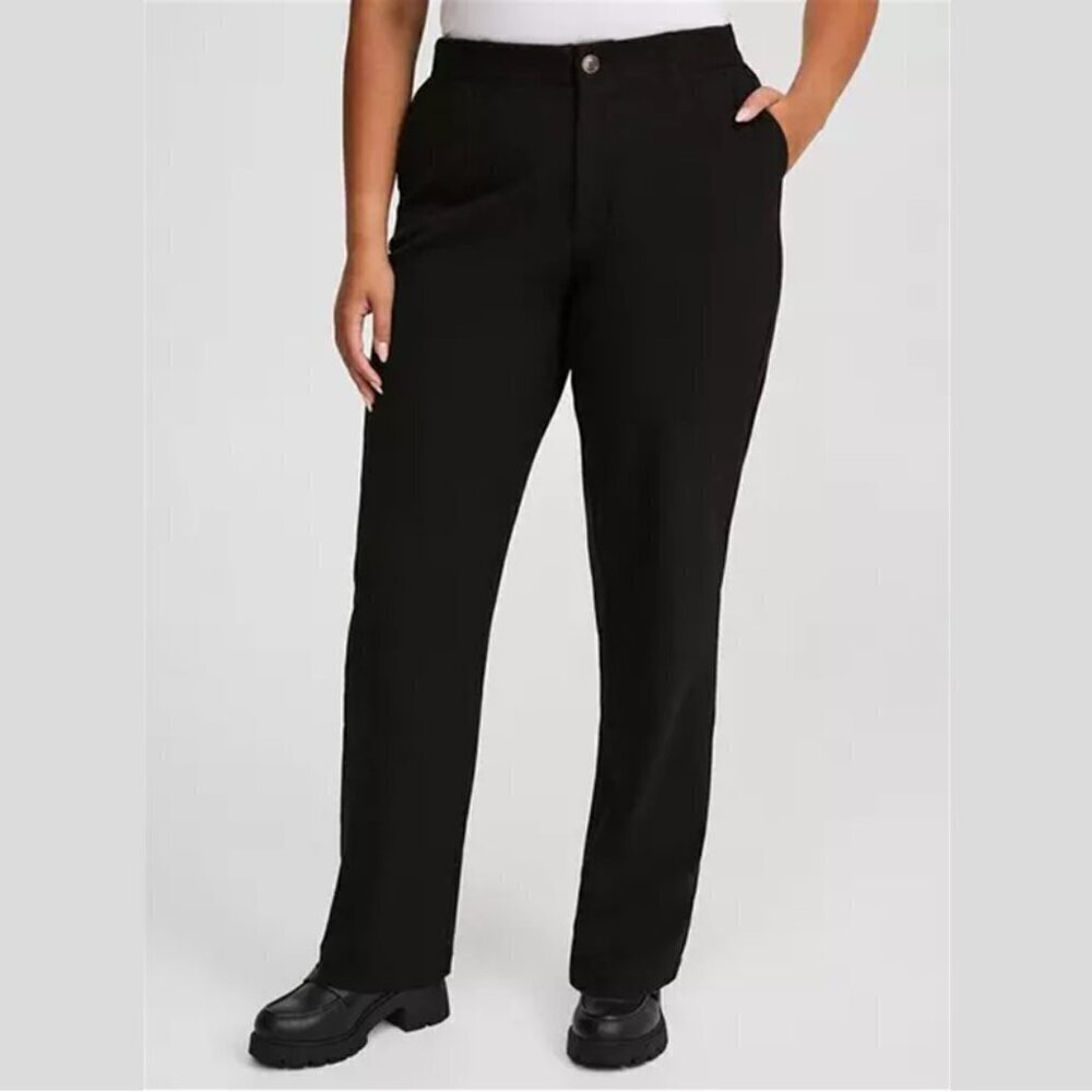 Torrid - Relaxed Straight Leg Brushed Twill High-Rise Pant in Deep Black​​​​​​